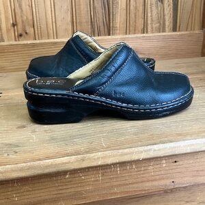 B-O-C Born Concept Black Leather Upper Clogs 9/40.5